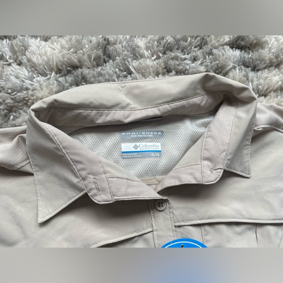 Beige Columbia Sunshade Button-up Shirt - Picture 2 of 8